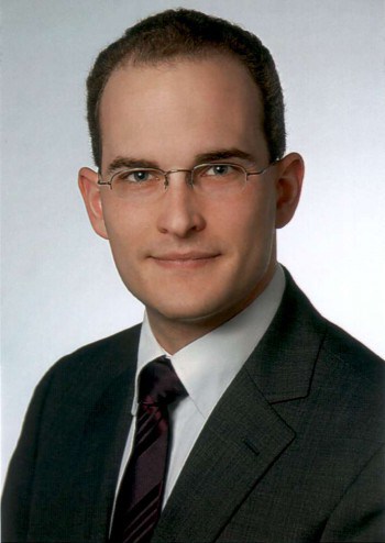  Felix Holzke, Senior Consultant NTT DATA Germany