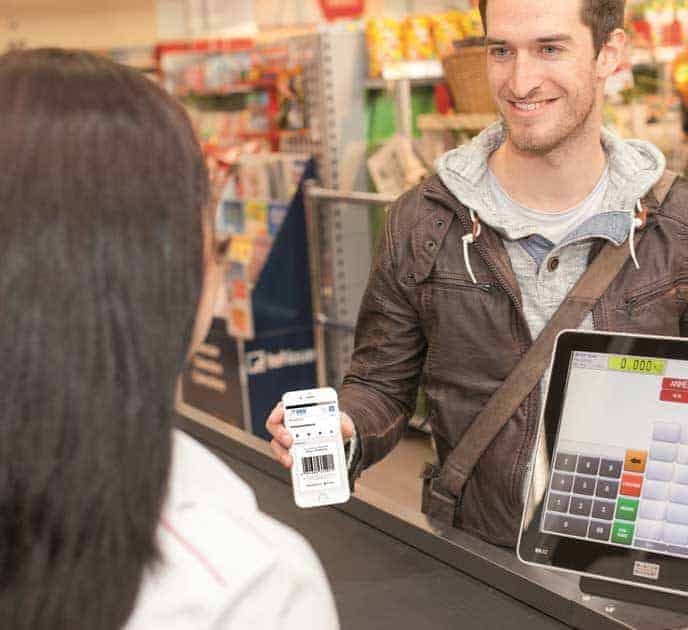 In Zukunft sollen DKB-Kunden per Banking-App im Supermarkt Geld abheben können. SB-Geräte werden damit überflüssig.barzahlen.de