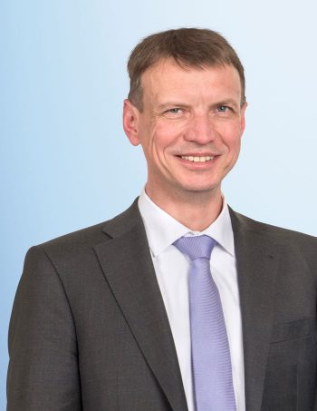 Dr. Jochen Möller zu Georg Büttner