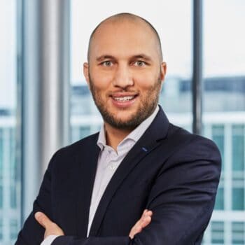 Dr. Carlos Nasher ist Experte für API-Banking.